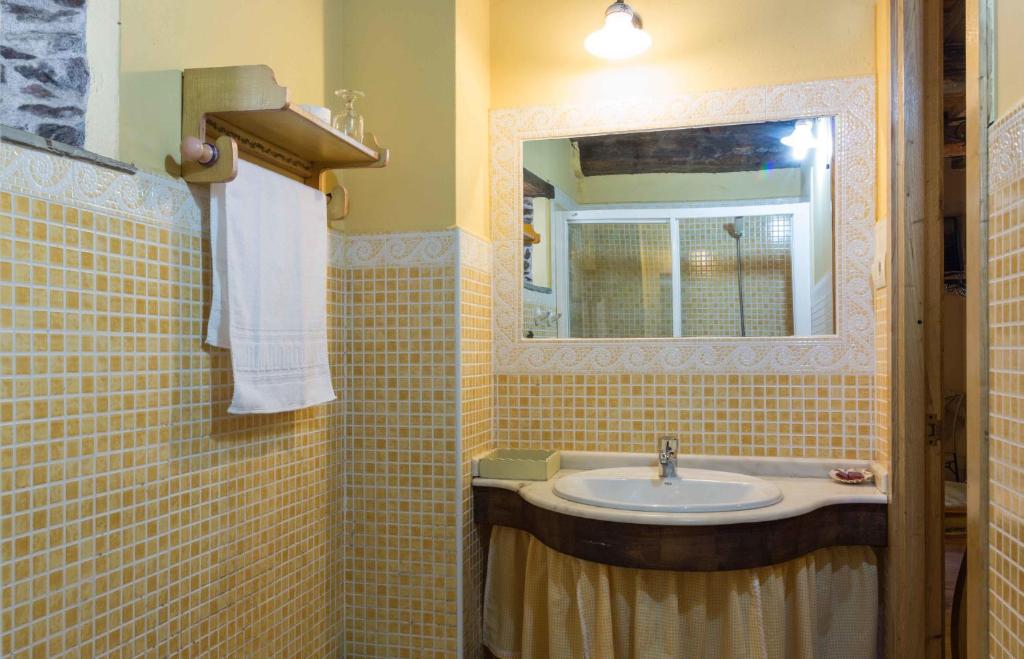 A bathroom at O Muiño de Pena