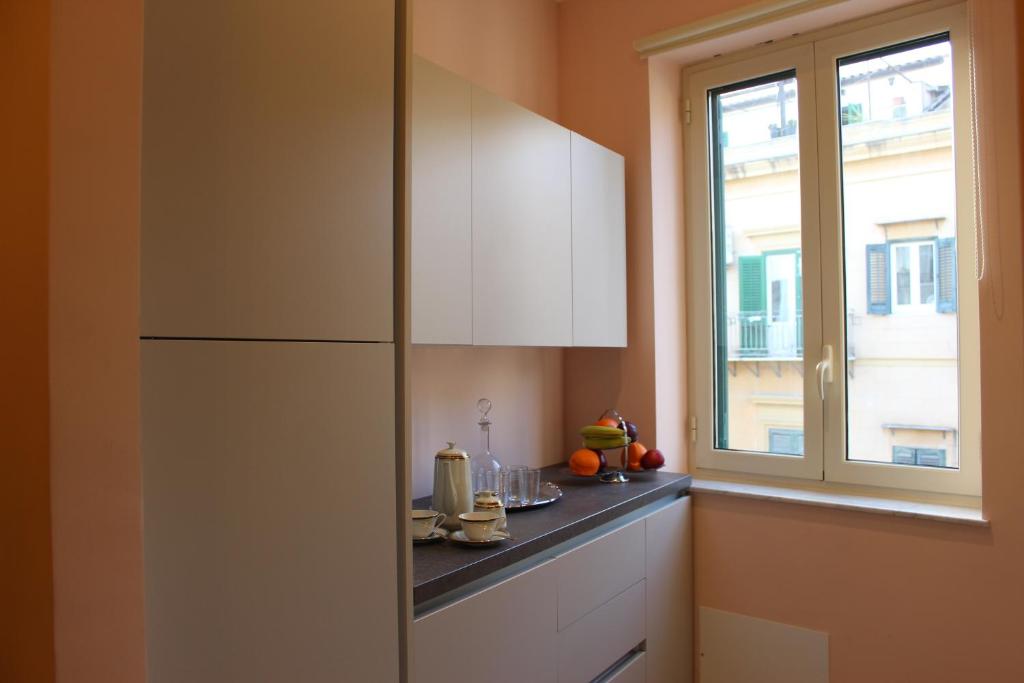 Dimora San Gregorio Luxury Rooms - 16