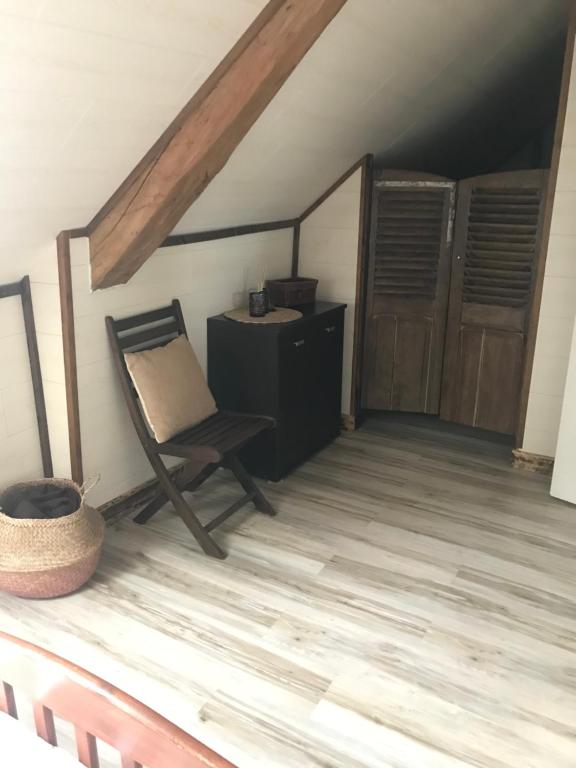 La Grange Aux Fleurs - Chambre Double Avec Salle De Bain Privée