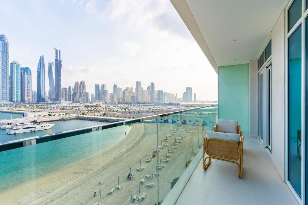 Image showcasing Apartment LUXFolio Retreats Private Beach, Dubai, UAE - Booking.com