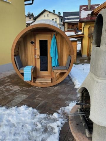 Budova, v ktorej sa dovolenkový dom nachádza