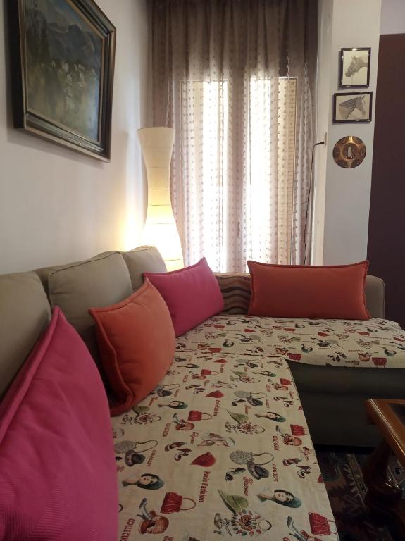 Cosy Penthouse -up to 6 guests- in the City Centre!, Thessaloniki – Updated  2024 Prices