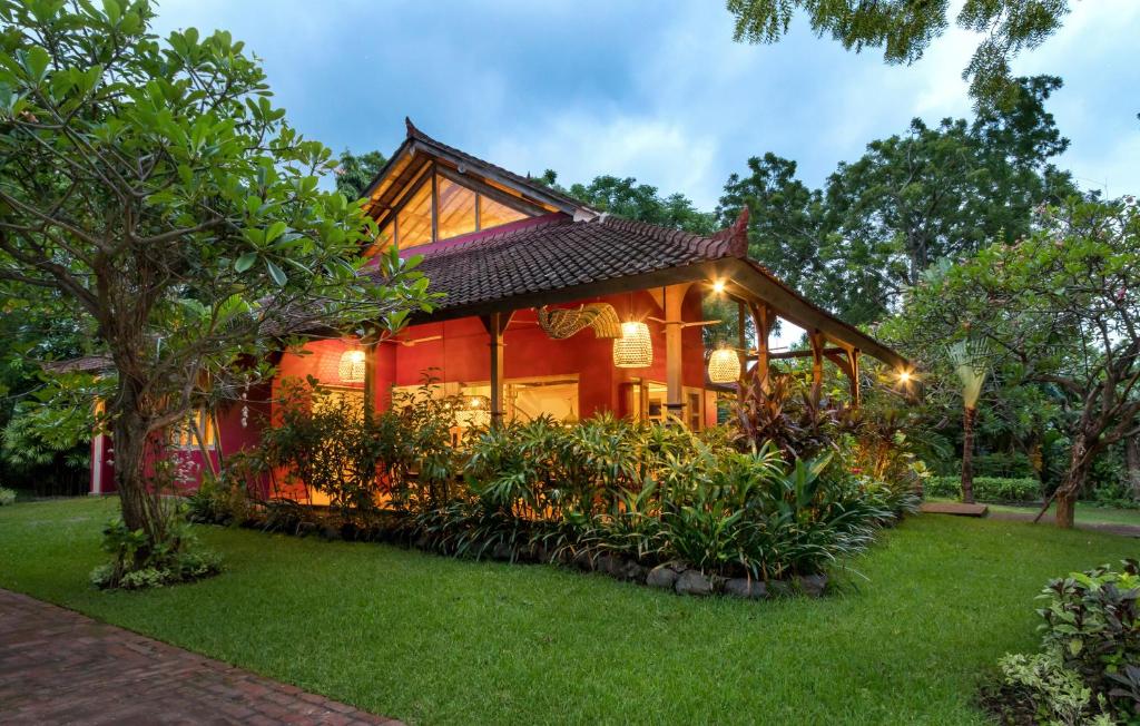 Villa Merah – Photos 1