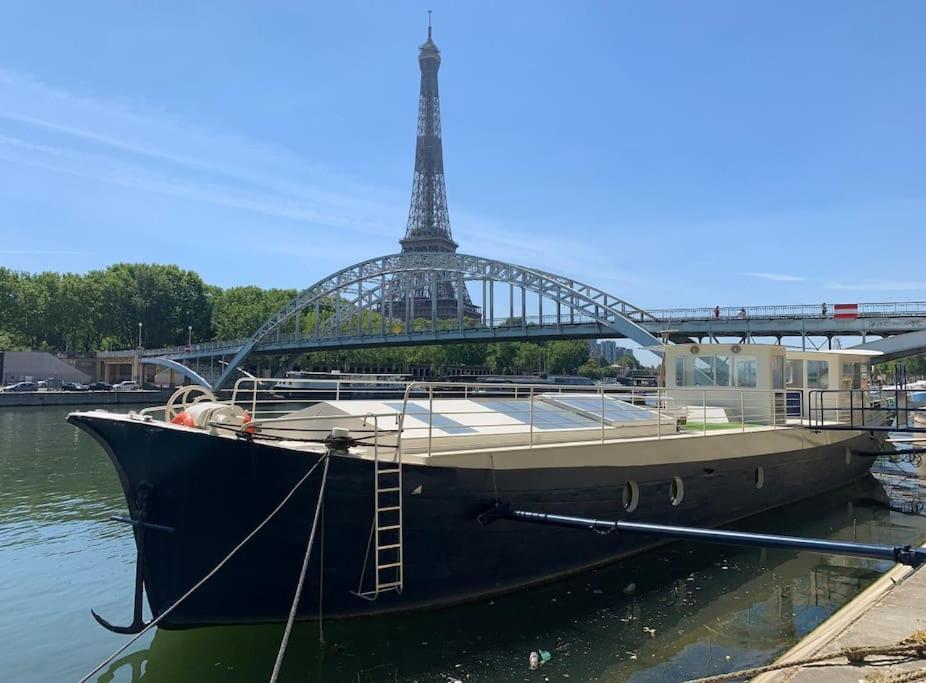 Séjour sur péniche de luxe face Tour Eiffel, Paris – Updated 2023 Prices