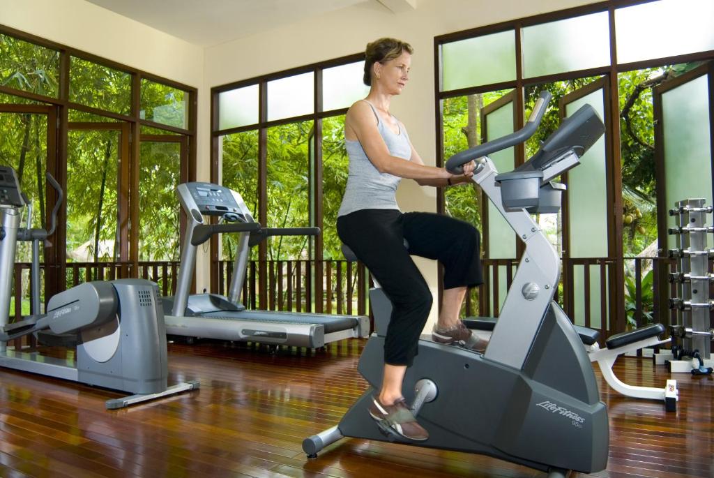 Fitness centrum a/nebo fitness zařízení v ubytování Komaneka at Tanggayuda Ubud