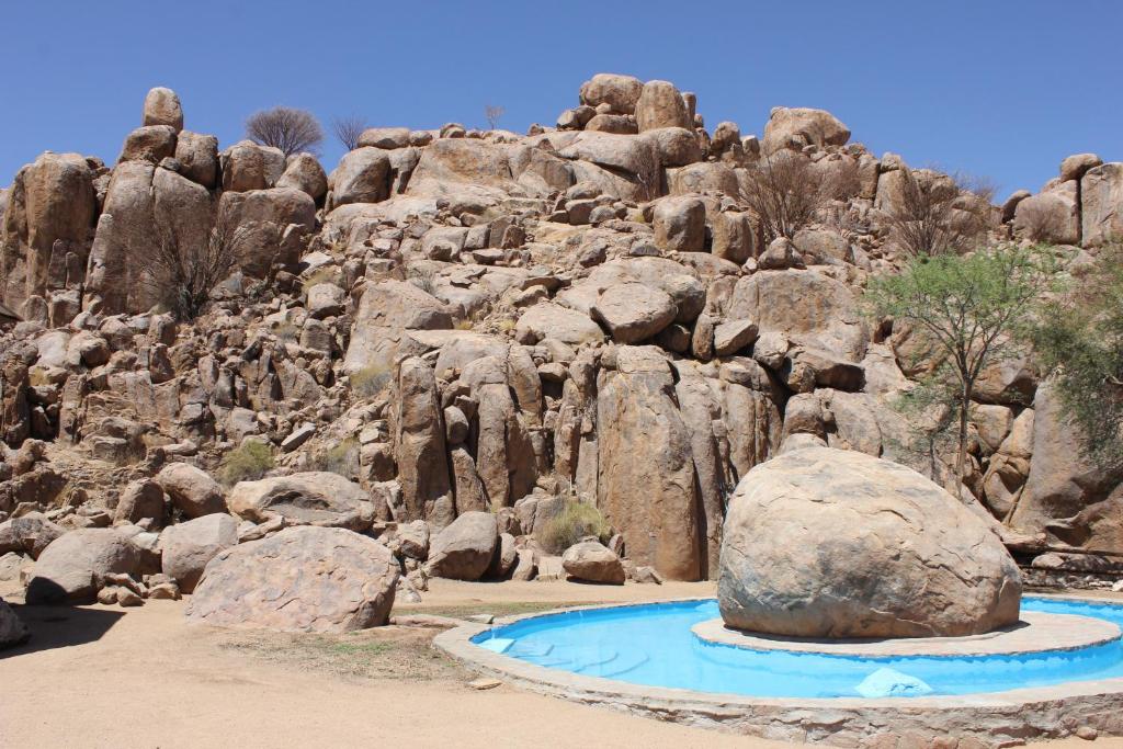 Piscina en o cerca de Madisa Camp