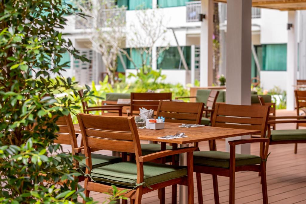 OUTRIGGER Khao Lak Beach Resort - 7