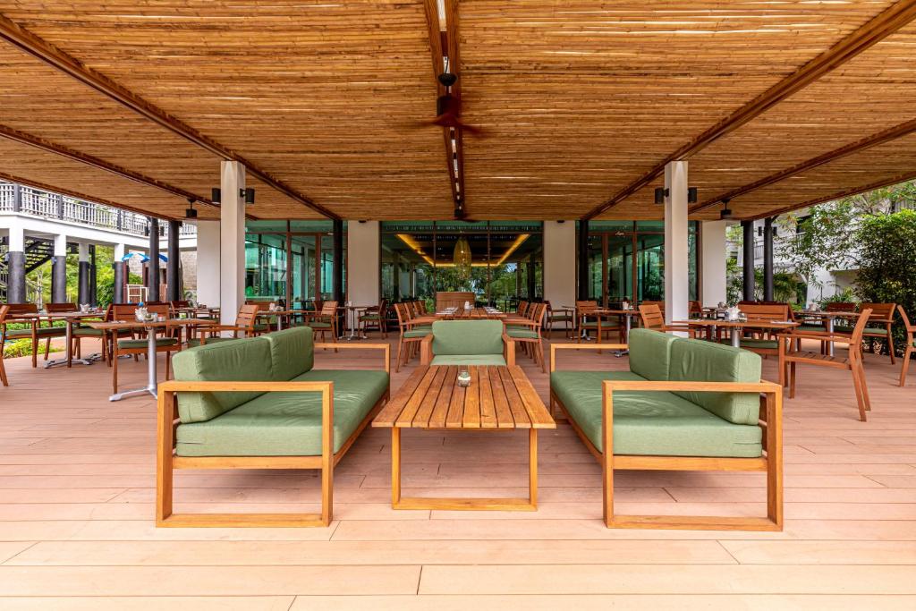 OUTRIGGER Khao Lak Beach Resort - 15