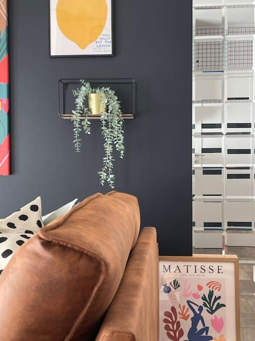 Smart Art :) z bezpłatnym parkingiem podziemnym - Apartamento De Una Habitación