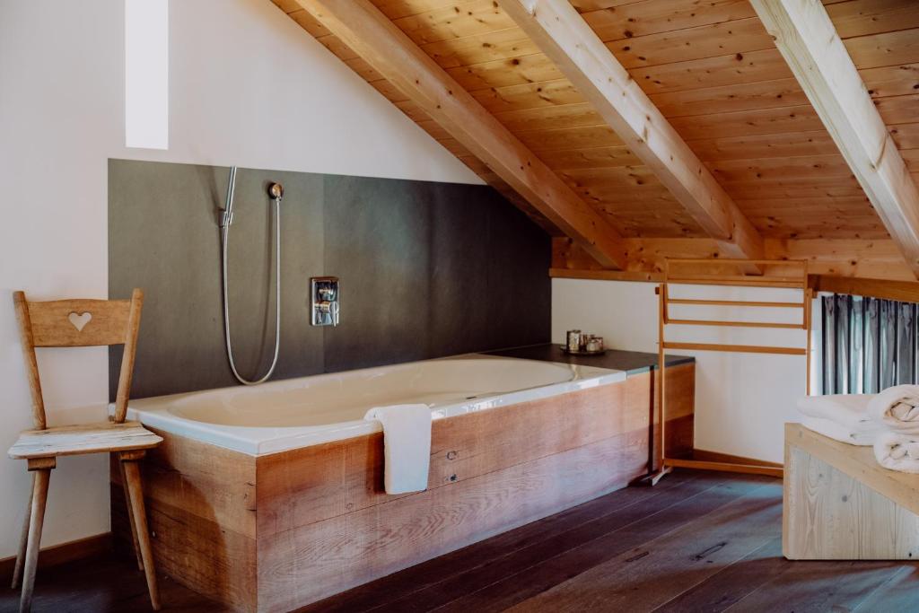 Fotografie z fotogalerie ubytování Hirzinger - Gasthaus und Hotel v destinaci Riedering