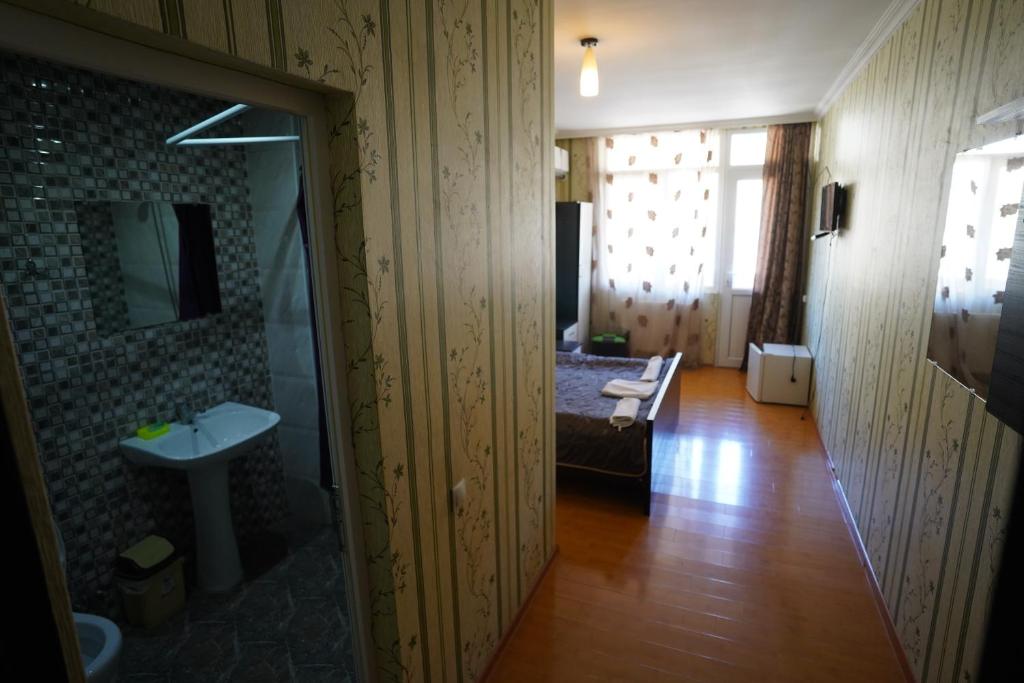 Koupelna v ubytování imperator 1 Hotel