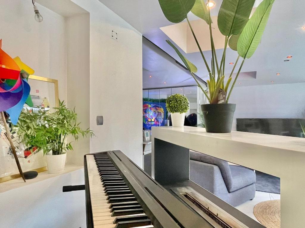 Zdjęcie z galerii obiektu Villa Lio contemporaine w mieście Mons-en-Baroeul