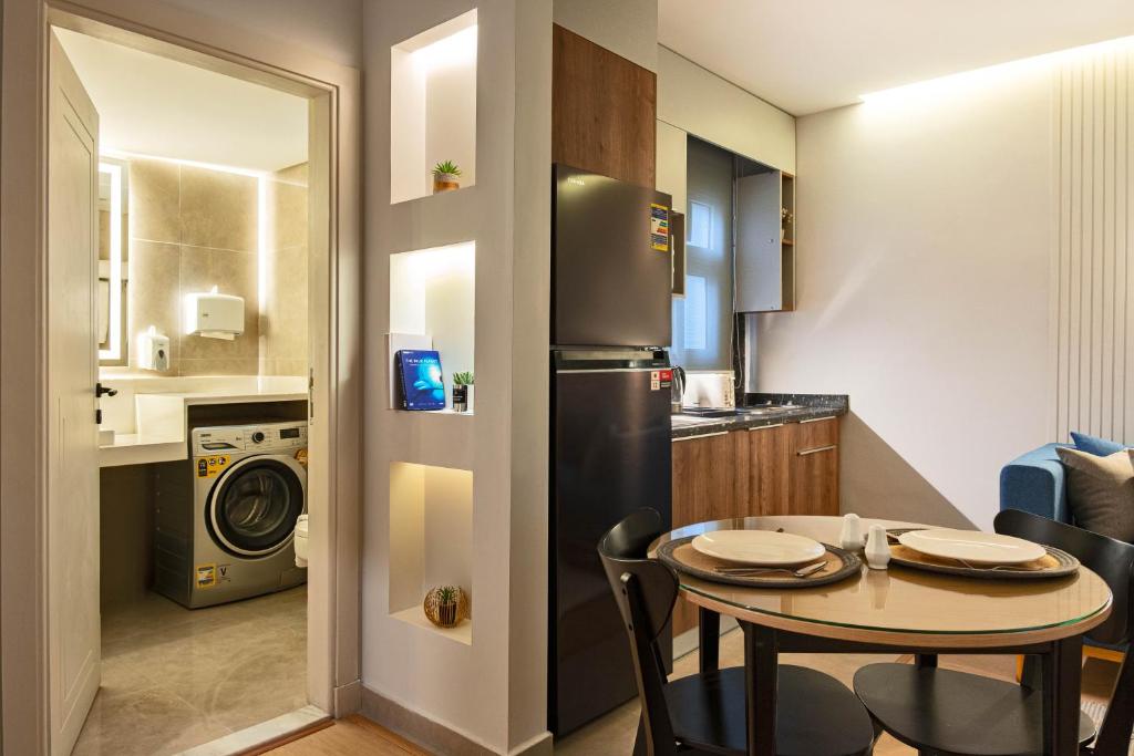 Parkside Boutique Serviced Apartments - 19