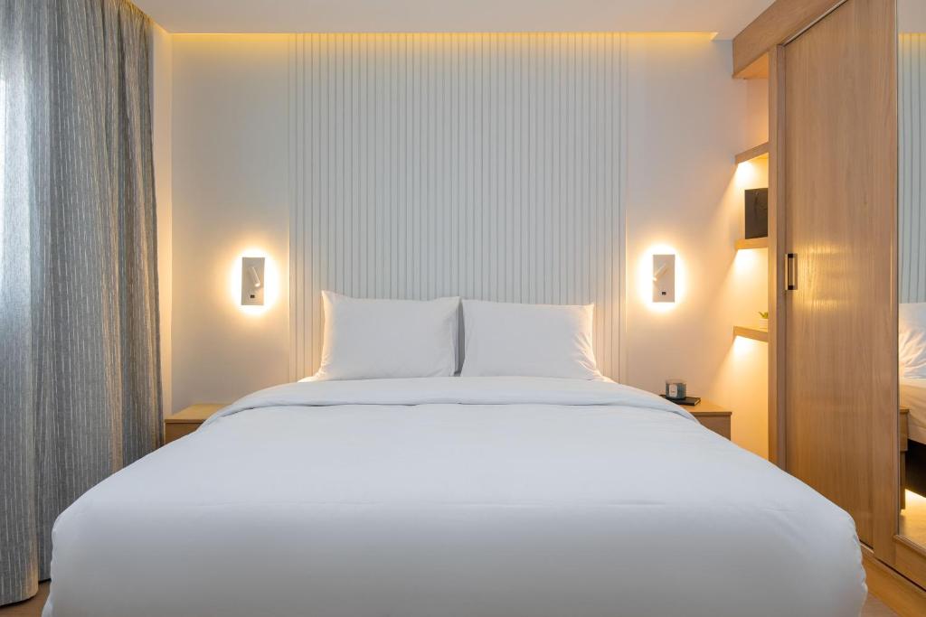 Parkside Boutique Serviced Apartments - 2