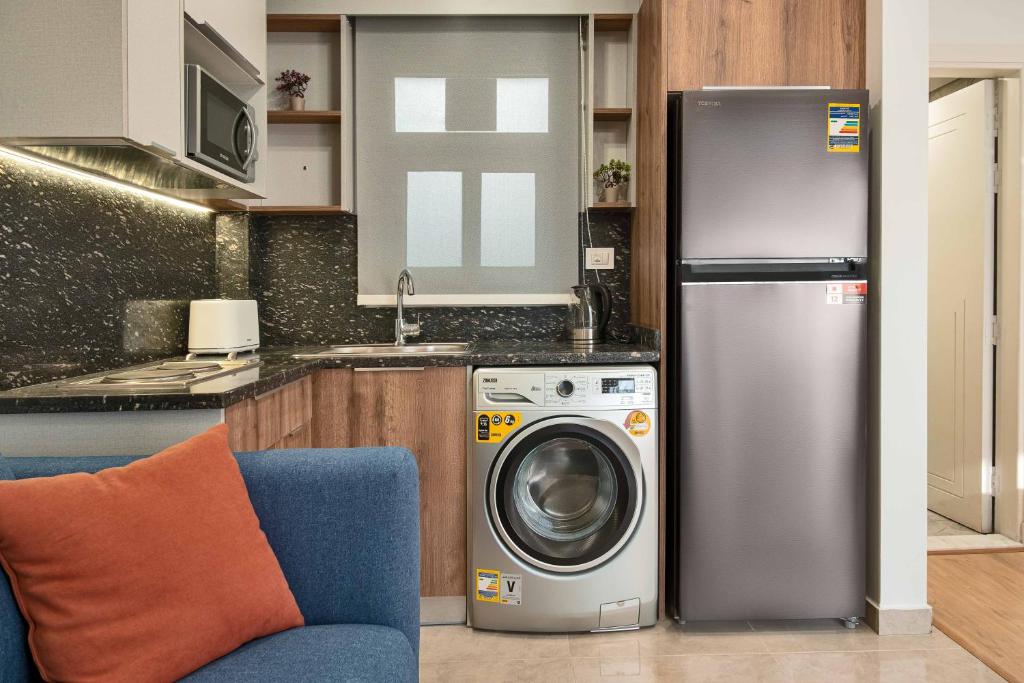 Parkside Boutique Serviced Apartments - 18