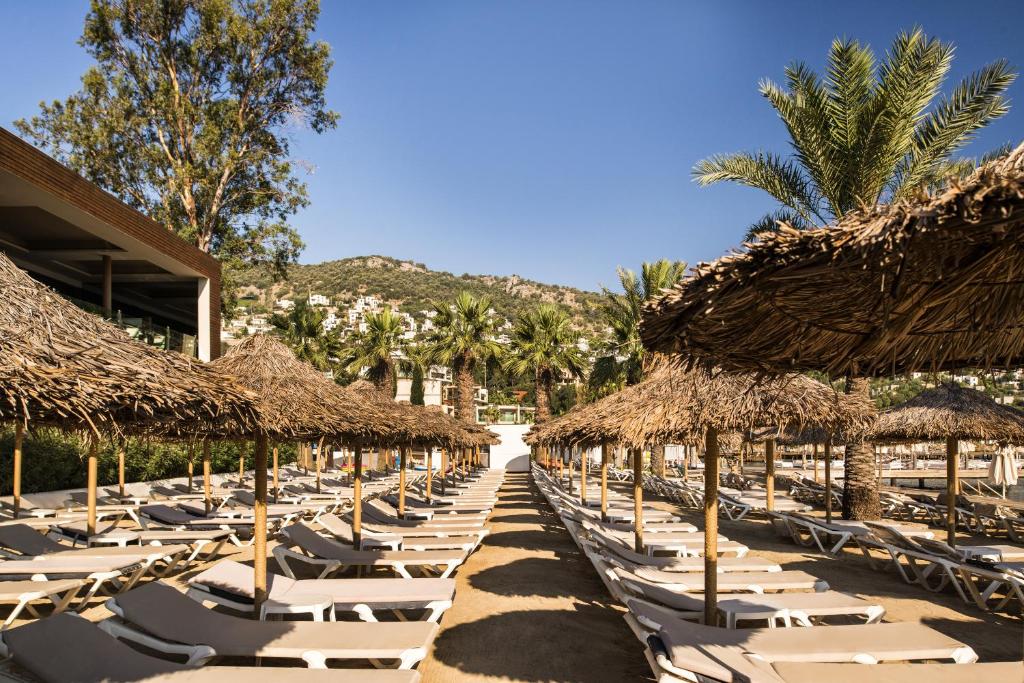 Voyage Türkbükü Hotel