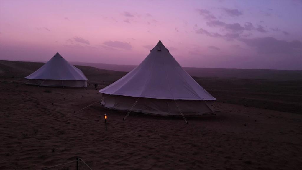 Příroda nedaleko luxury tent