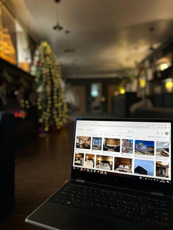 TV a/nebo společenská místnost v ubytování MAFA Hotel