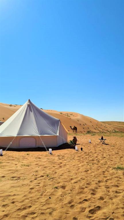 Příroda nedaleko luxury tent