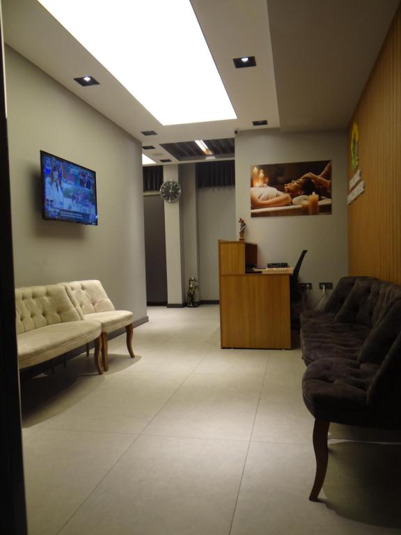 TV a/nebo společenská místnost v ubytování Sulduz Hotel Apart & SPA