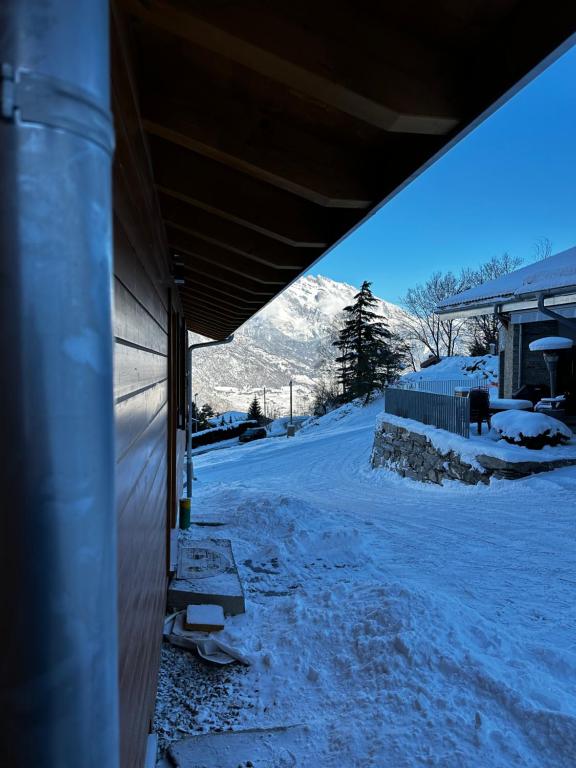 Chalet Les Louettes à Sapinhaut Canton du Valais v zimě