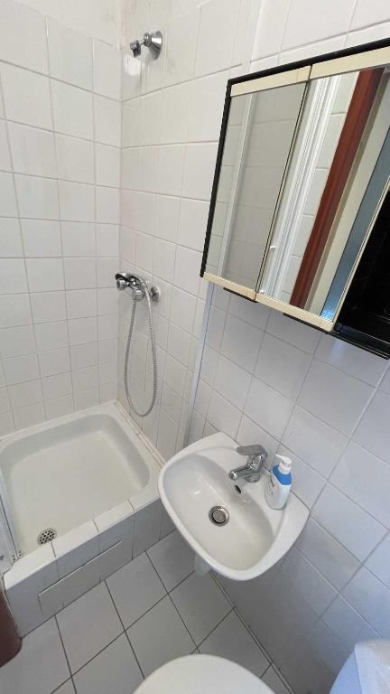 Koupelna v ubytování Hotel Zlatá vyhlídka