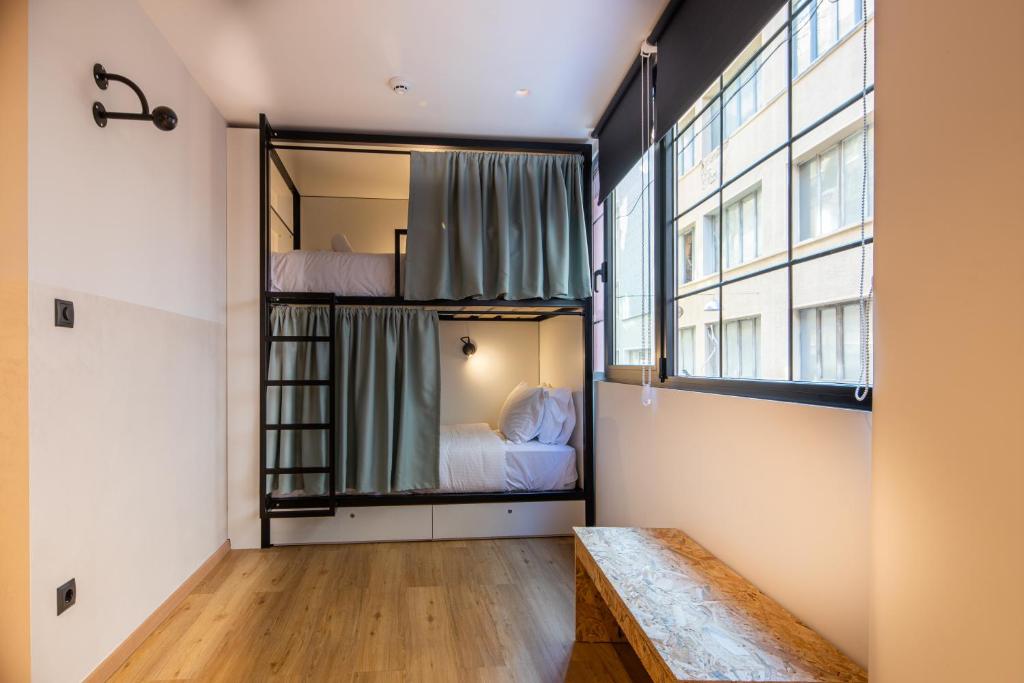 PAREA Athens - Resim 43