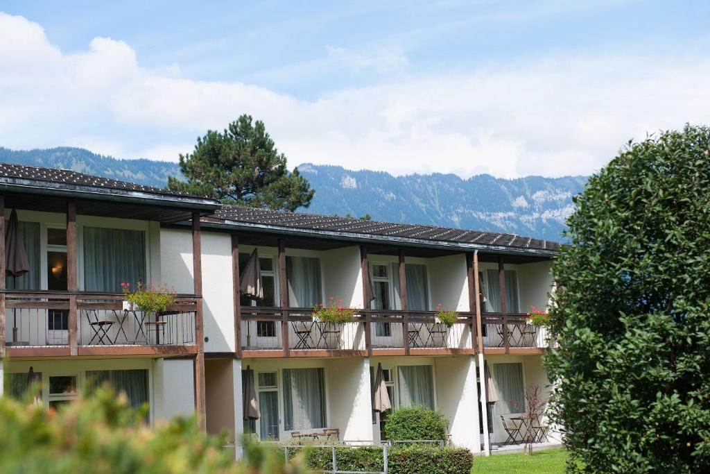 Nespecifikovaný výhled na hory nebo výhled na hory při pohledu z hotelu