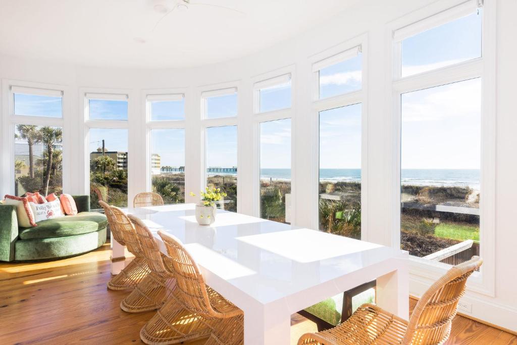 Holiday home West Ashley Avenue 0309 Seashells Folly, Folly Beach