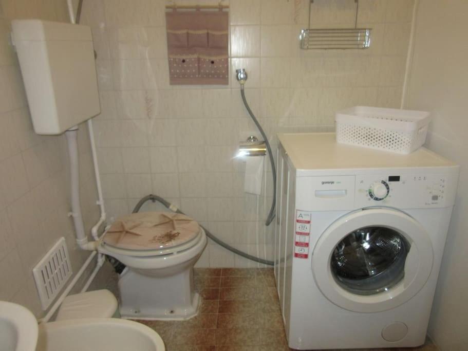 Kúpeľňa v ubytovaní Apartman Ira - prelijep stan + besplatni parking