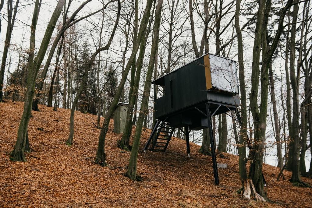 Příroda nedaleko luxury tent
