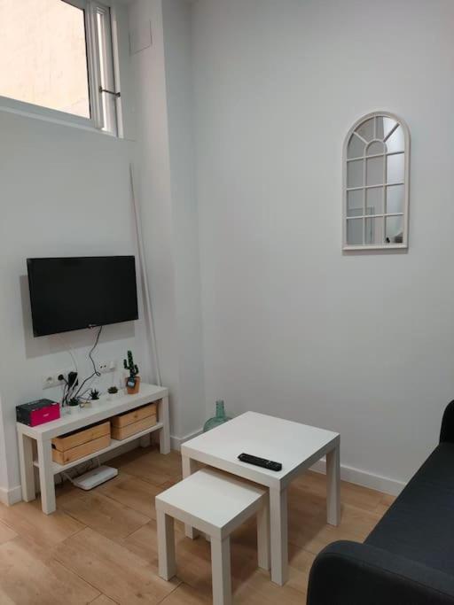Televízia a/alebo spoločenská miestnosť v ubytovaní Estudio céntrico ARQ