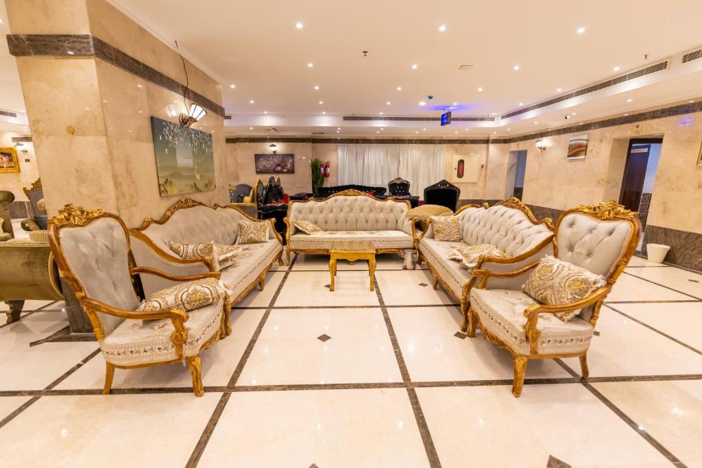Posezení v ubytování فندق سفير المسك Safeer Almisk Hotel