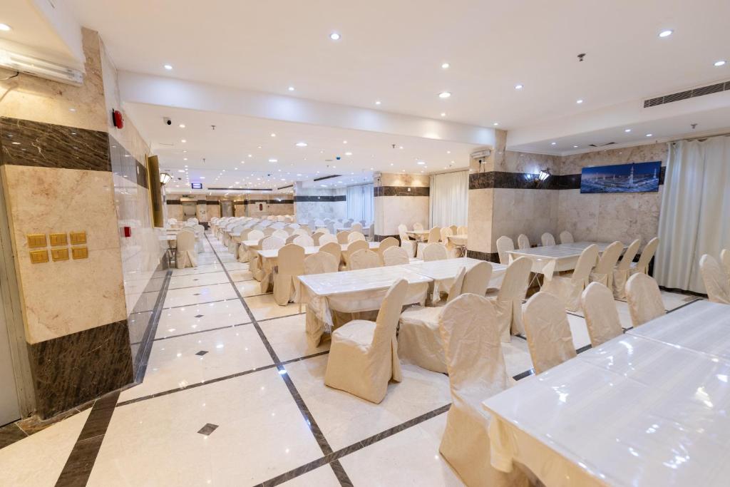 Posezení v ubytování فندق سفير المسك Safeer Almisk Hotel