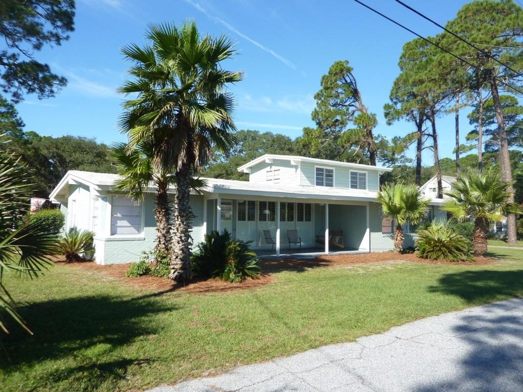 ISLAND BREEZE home, Jekyll Island (updated prices 2024)