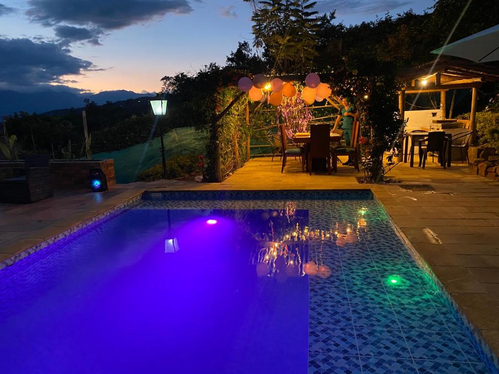 Casa De Campo Villa Caney - 私人浴室的家庭房