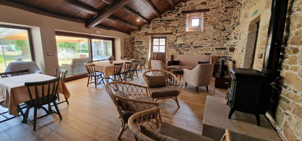 Habitaciones La Cuevona de Guitiriz,Parga, en el camino norte Lugo - 11