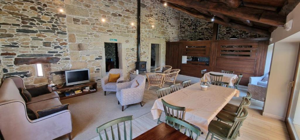 Habitaciones La Cuevona de Guitiriz,Parga, en el camino norte Lugo - 16