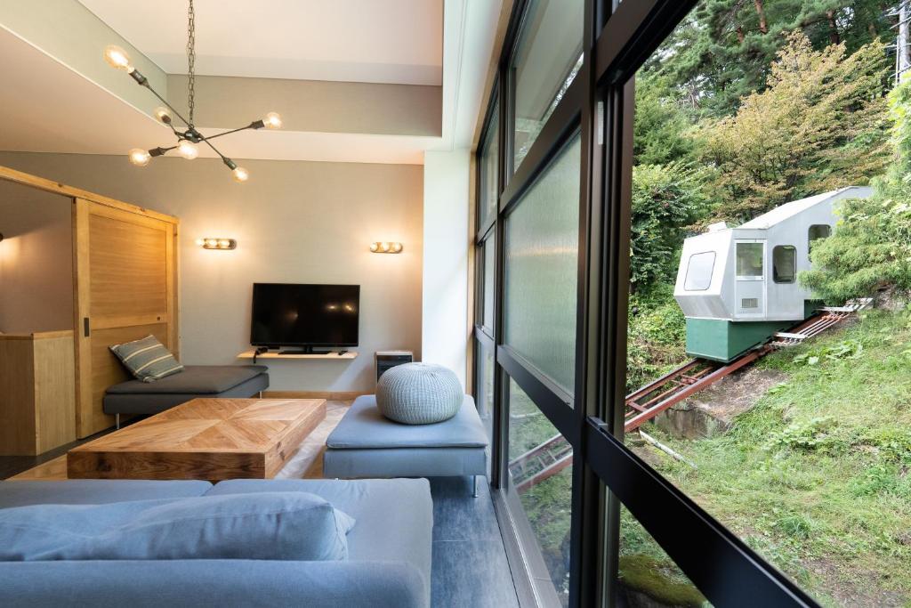 Hishino Onsen Tokiwakan - Deluxe Family Room