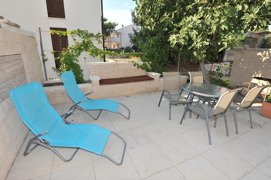 Patio alebo iná vonkajšia časť ubytovania Apartments Charming