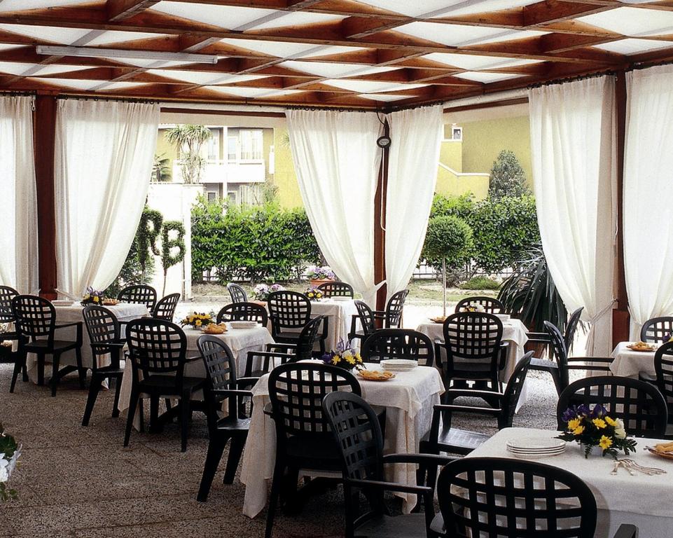 Restaurace v ubytování Locanda Il Burchiello