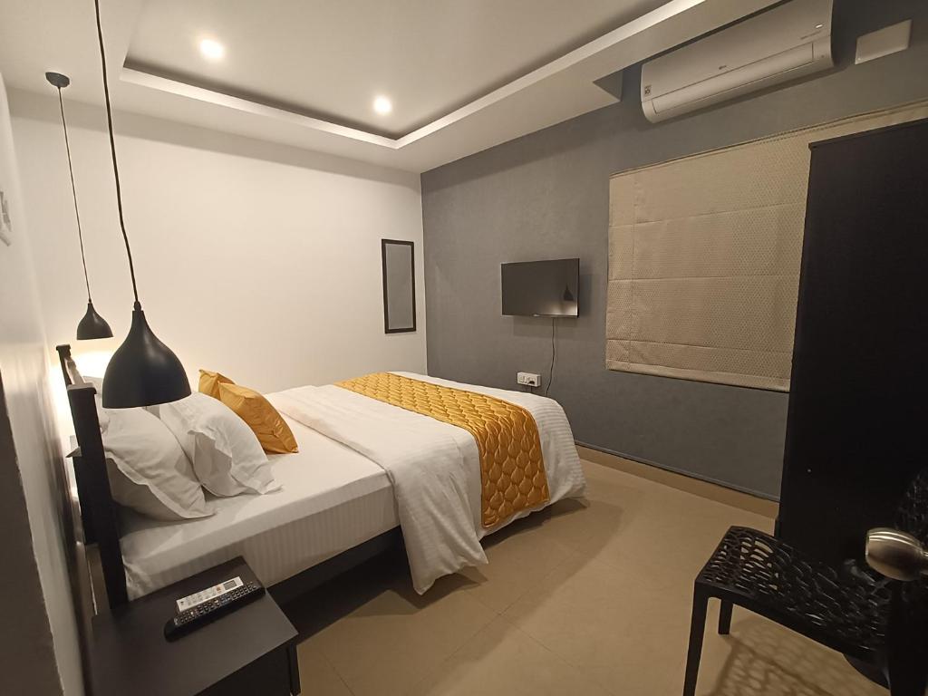 Postel nebo postele na pokoji v ubytování BRICK CASTLE