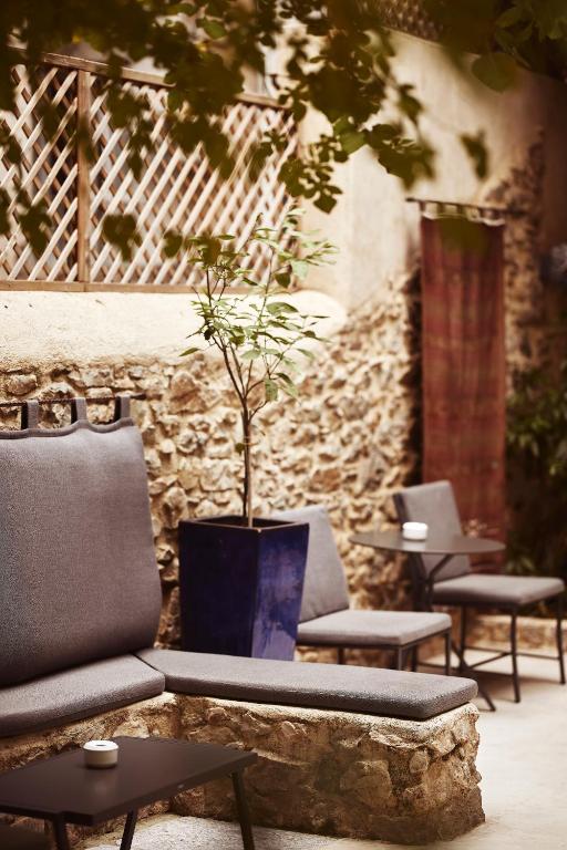 Posezení v ubytování Bohemian Suites Athens