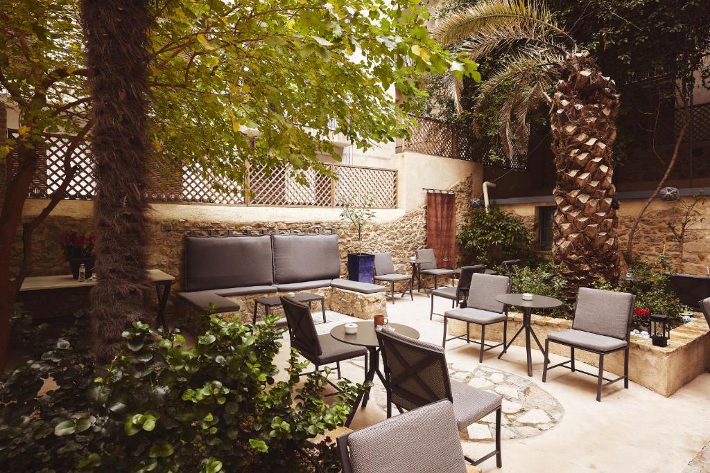 Bohemian Suites Athens - Resim 24