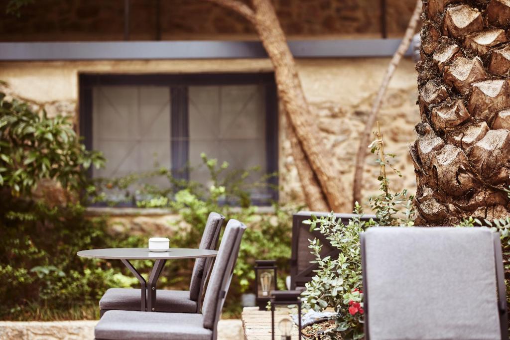 Bohemian Suites Athens - Resim 26