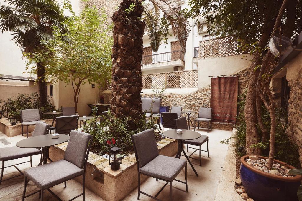 Bohemian Suites Athens - Resim 28