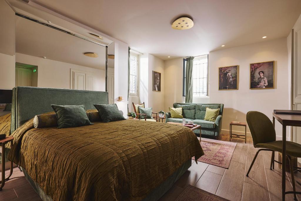 Posezení v ubytování Bohemian Suites Athens