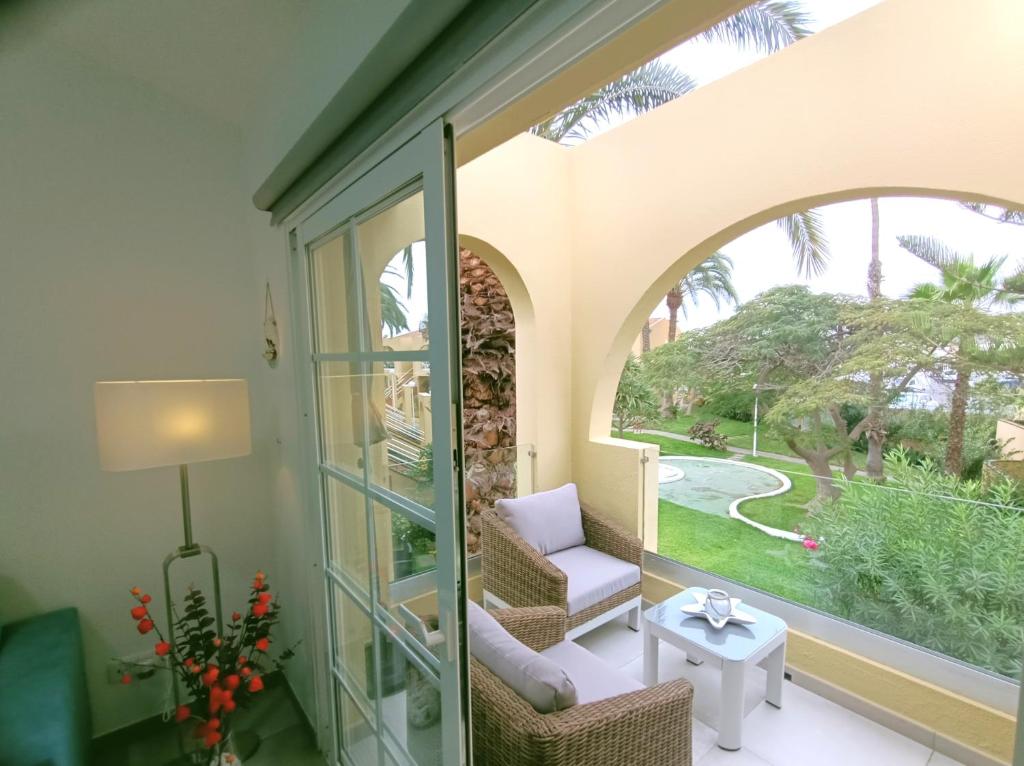 Vonkajšia záhrada v ubytovaní Casa Lumière - A little gem in Maspalomas