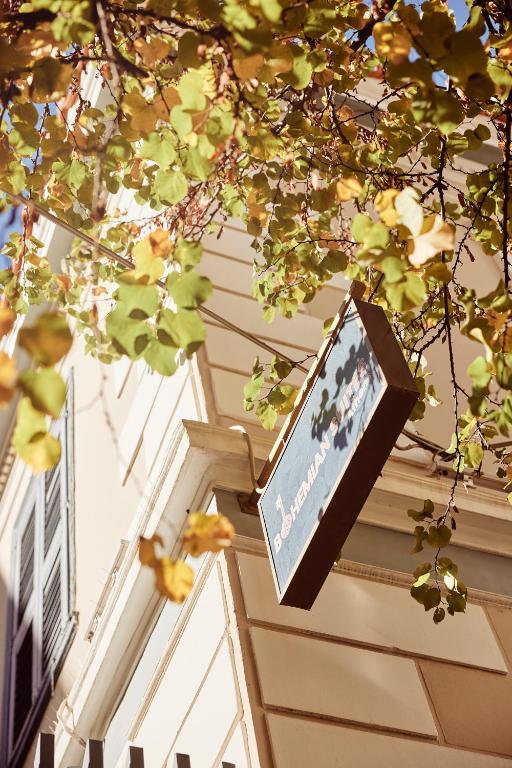 Bohemian Suites Athens - Resim 19