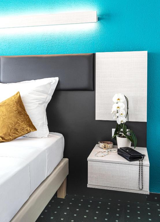 Hôtel Jardin Croisette - Resim 40